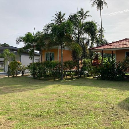 Baan Gebsup บ้านเก็บทรัพย์ Ko Yao Noi Buitenkant foto